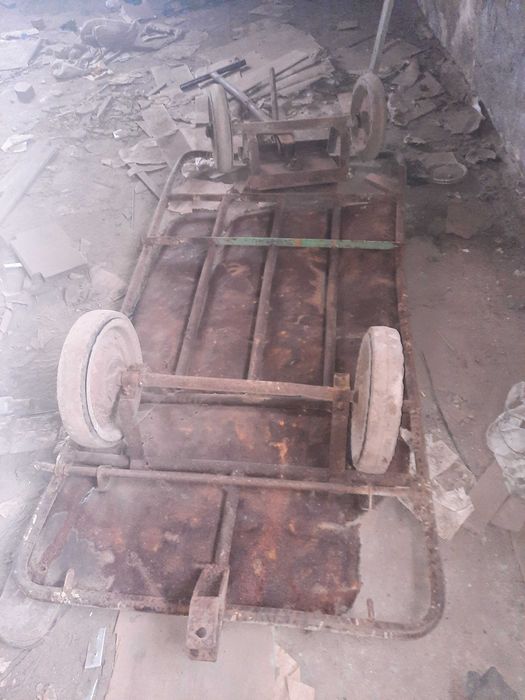 Почтовая тележка. Телега для поста.