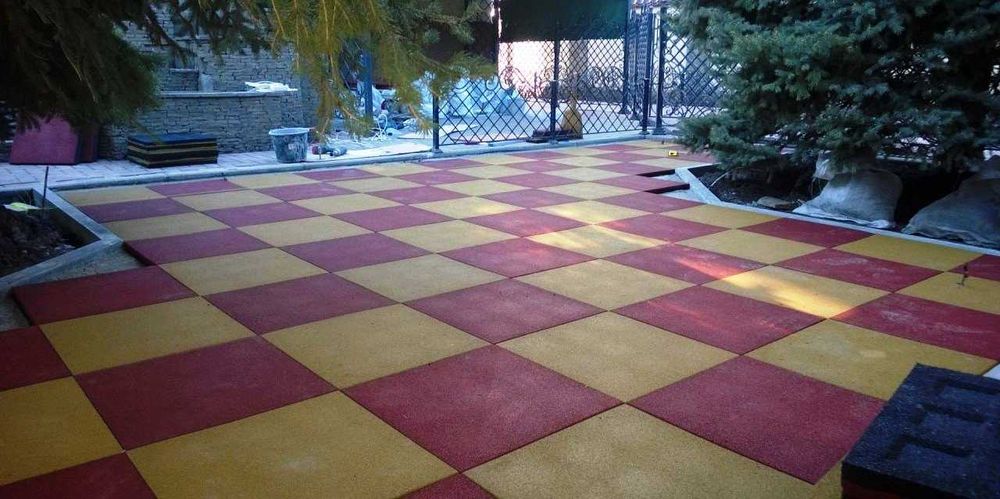 Листовая резина. КАЧЕСТВЕННАЯ. Листами 49х49  и  98х98 см