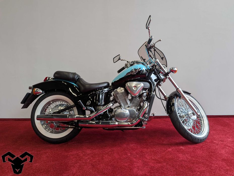 Honda Shadow Individual V2 Custom | CAPRA Motors