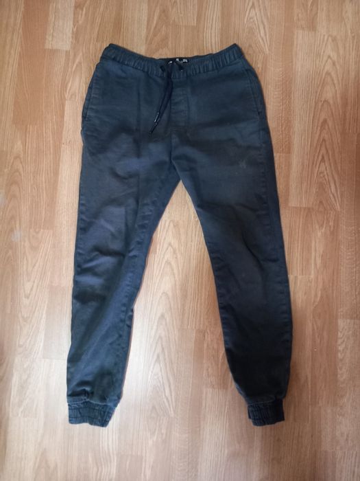 Pantaloni Berzhka (aproape niciodată purtați)