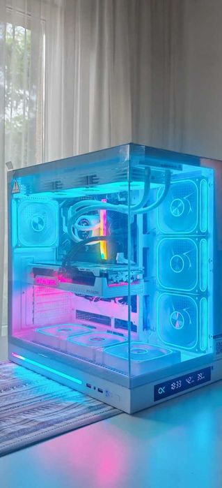 Мощно ТОП Геймърско PC Ryzen 7 9800X3D/64Gb Corsair/1.5TB SSD/RX 9070XT 16Gb/WiFi&BT/Гаранция