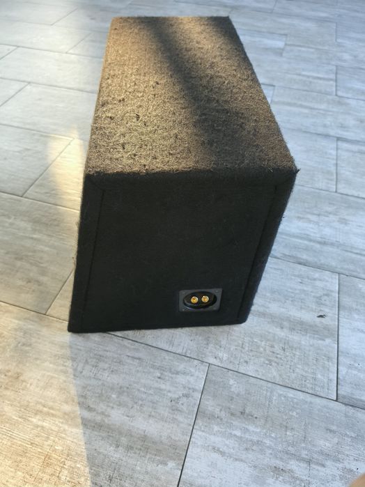Subwoofer Deaf Bonce SA272 1500w rms cu incinta + statie DB 3.5k Pro