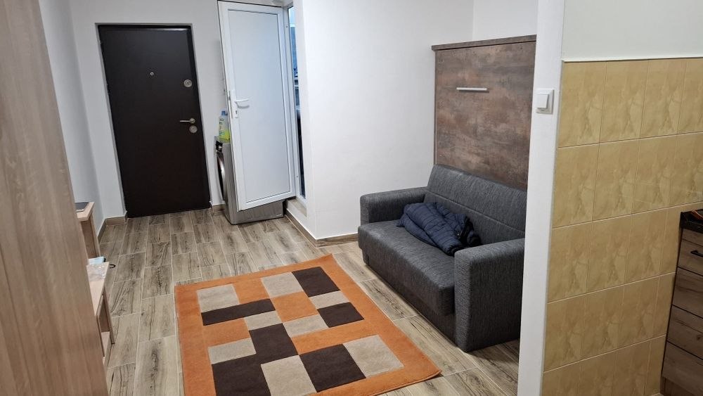 Garsoniera pe Someșului vizavi de Gara.