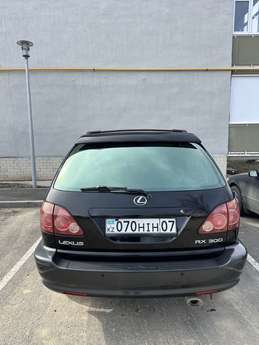 Продам машину в хорошем состояний