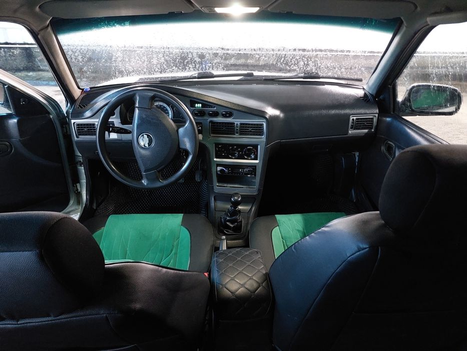 Nexia 2 sons Metan bor 4 balon pachka pult,polik,chexol,mafon,kalonka.