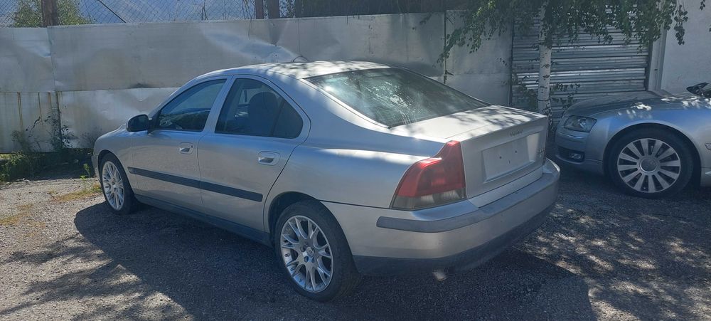 Volvo S60 D5 , Волво С60 на части!
Май 2004