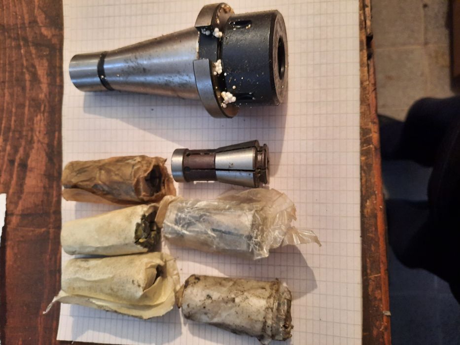 Цангов патроник ИСО40 със 9цанги ф6-ф16