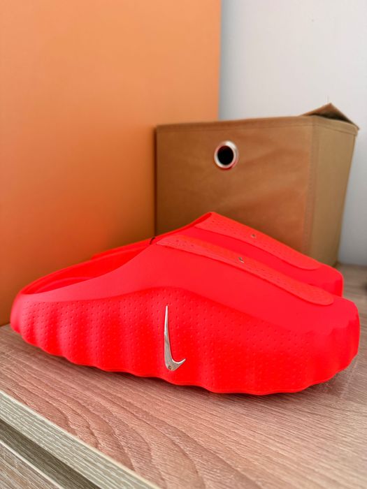 Papuci noi Nike Mind 001, culoare roșu