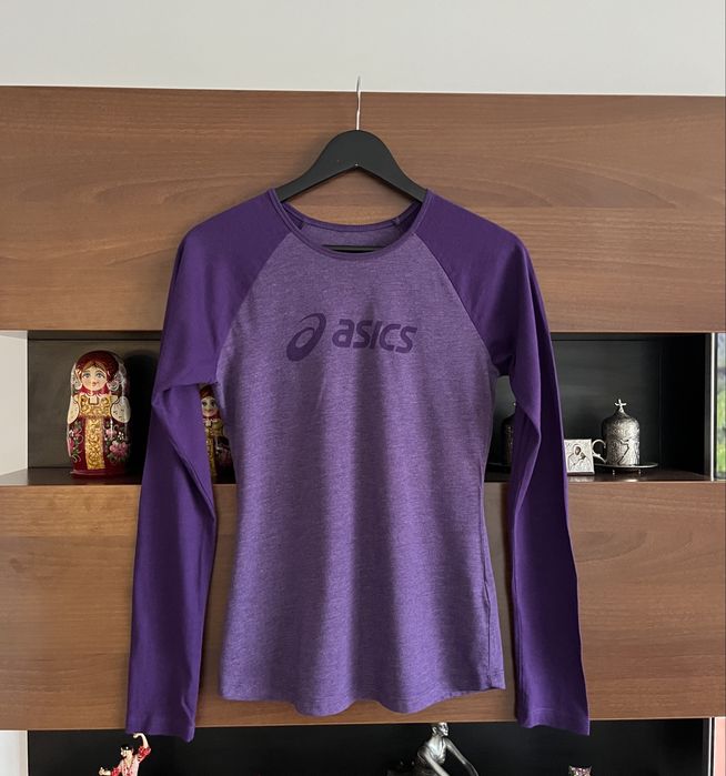 Нови блуза Asics и яке Sportalm