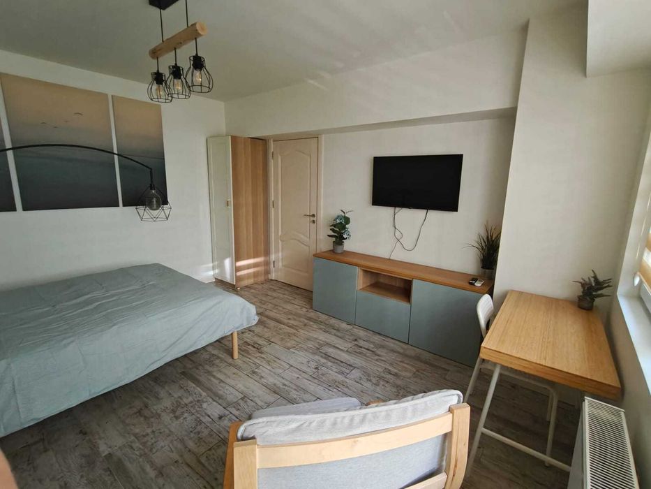 Garsoniera de inchiriat Mega Mall