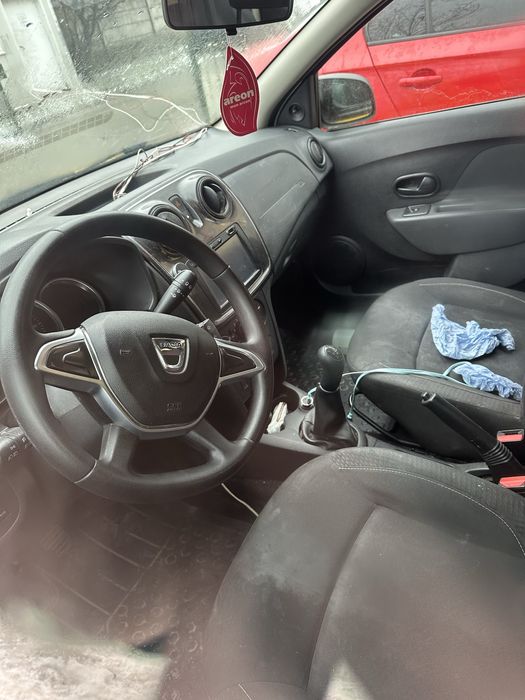 Vand dacia sandero 2018 motor defect