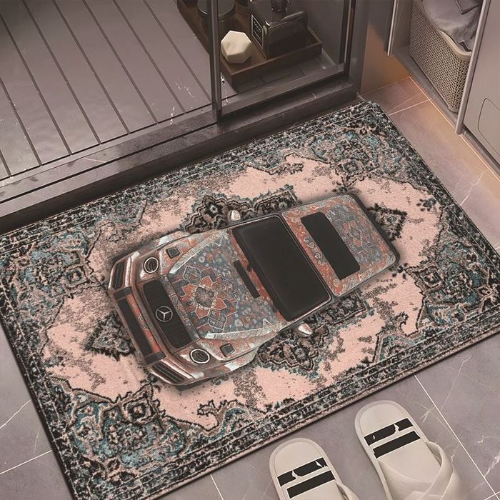 Стильные интерьерные коврики с эмблемами авто.