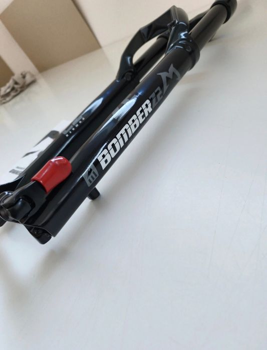 Furca Marzocchi Bomber Z2 29" 130mm Rail