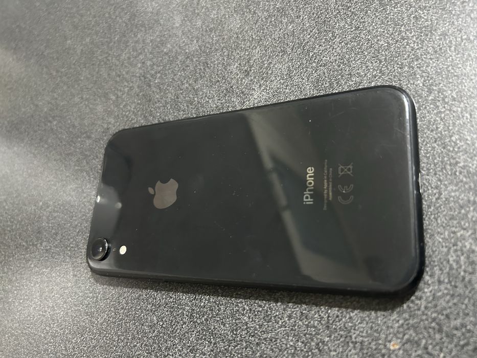 IPhone XR 64gb продам