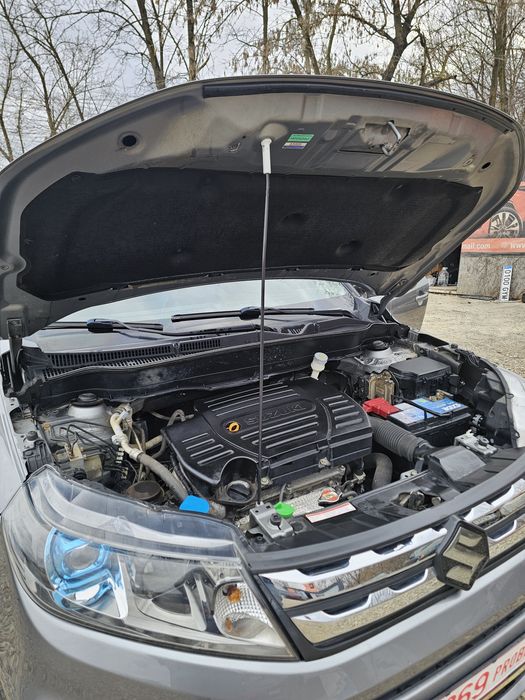 Suzuki Vitara 1.6 Benzina Clasic 4x4 Automat