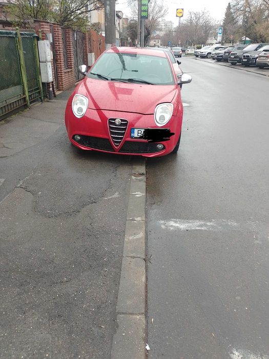 Vând Alfa Romeo Mito