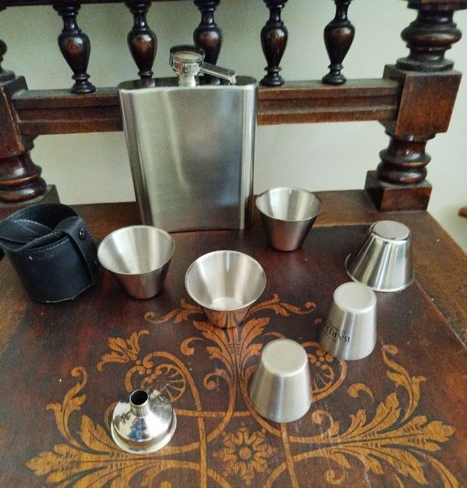 Vând set complet