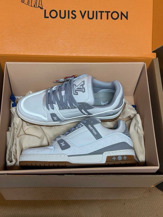 Adidasi Louis Vuitton Trainer Premium