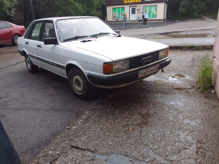 Продам две Ауди 80 б2 .