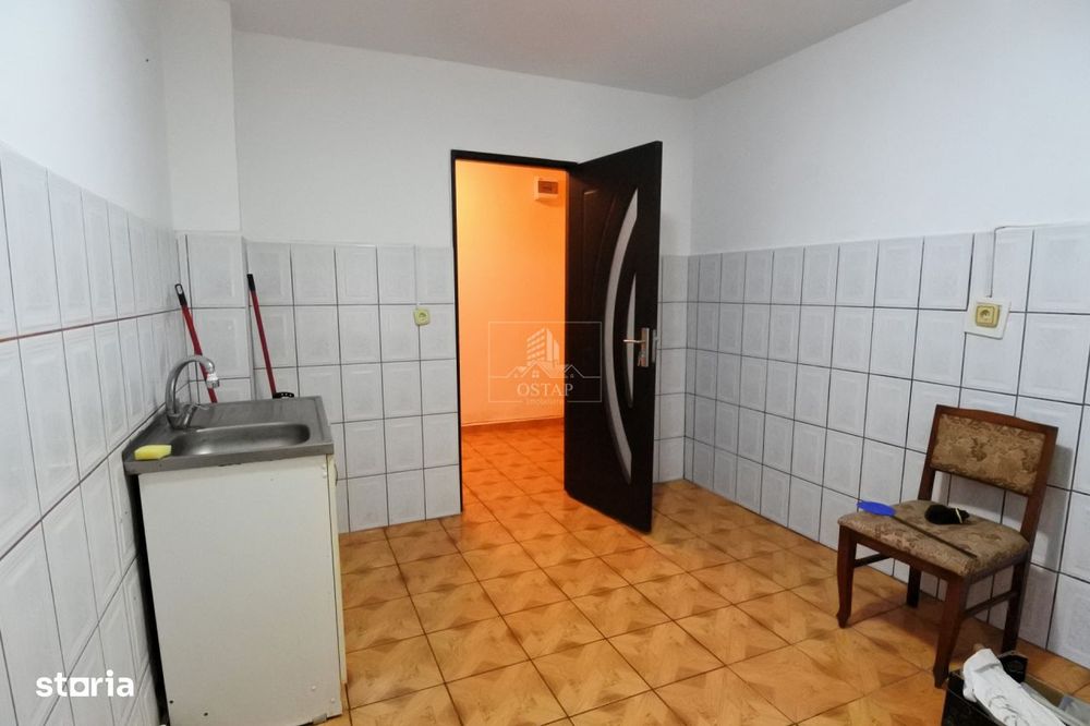 zona Nord-apartament 3 camere decomandate-parter inalt-centrala propri
