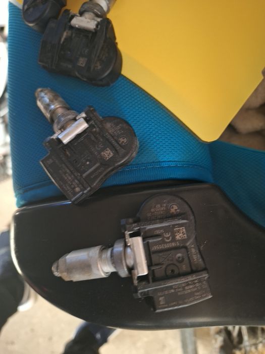 Датчици за налягане на гумите бмв