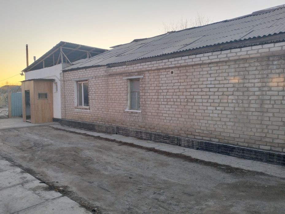 Үй сатылады 6 бөлмелі