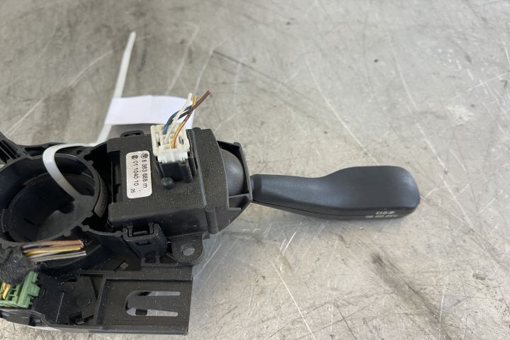 Maneta semnalizare 8363668M / 8 363 668 M BMW Seria 3 E46