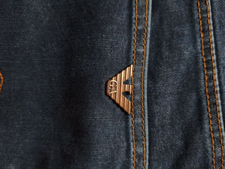 Blugi Armani Jeans