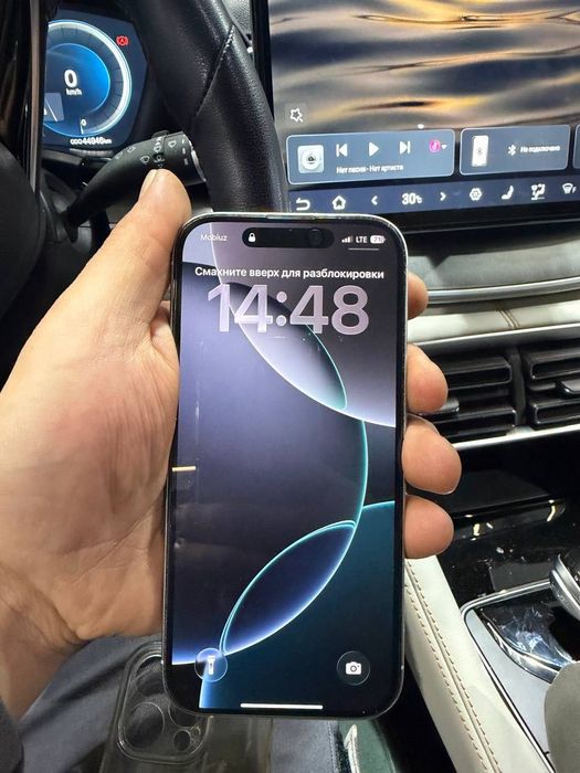 iPhone 16 pro 128 gb