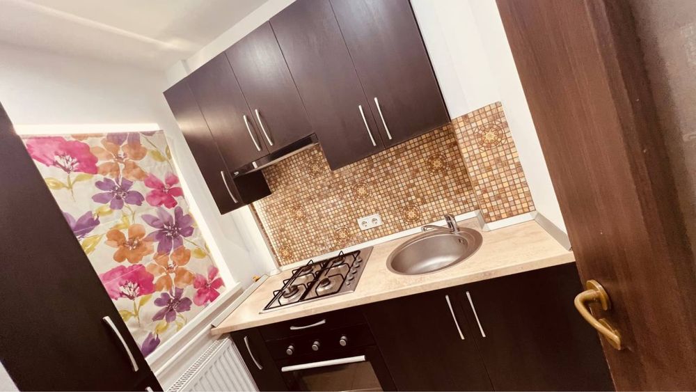 Vând garsoniera 27 mp