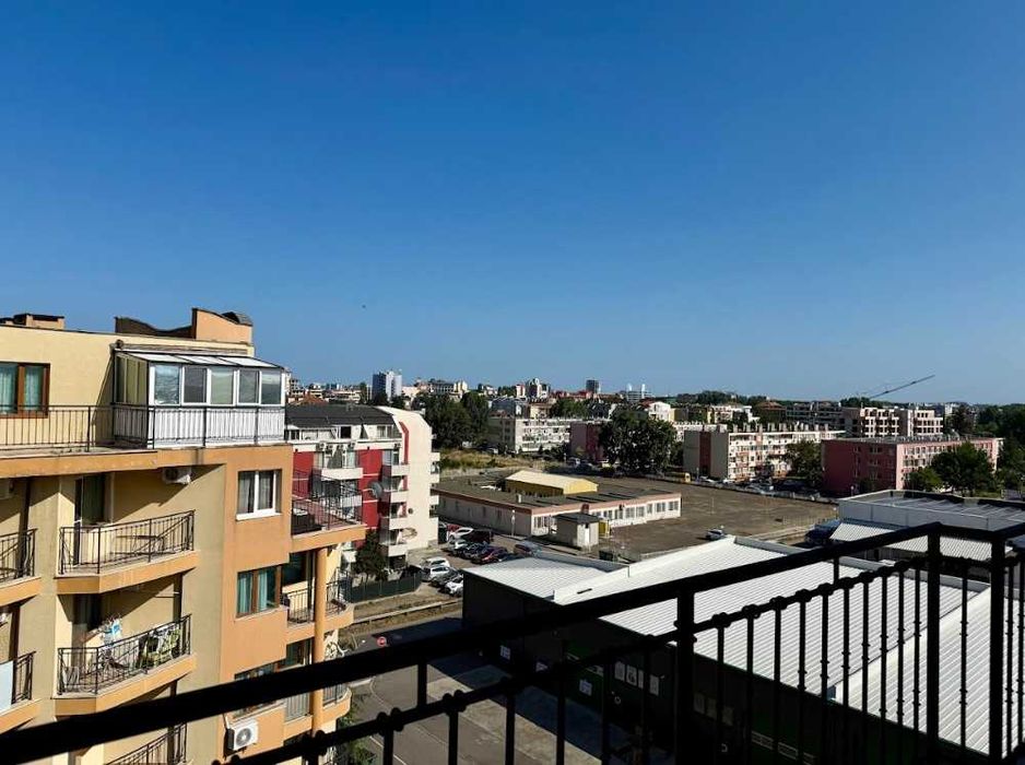 Продава се Двустаен апартамент в к.к. Слънчев бряг - 67 кв.м за 682 €/кв.м - Снимка #10