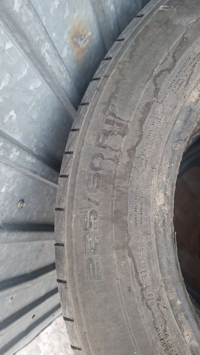 Продам шины на 17