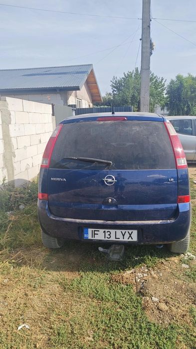 Vând schimb Opel meriva 1.6 benzina si gaz