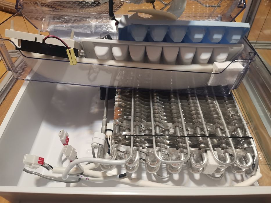 Componente Beko Arctic combina frigorifica