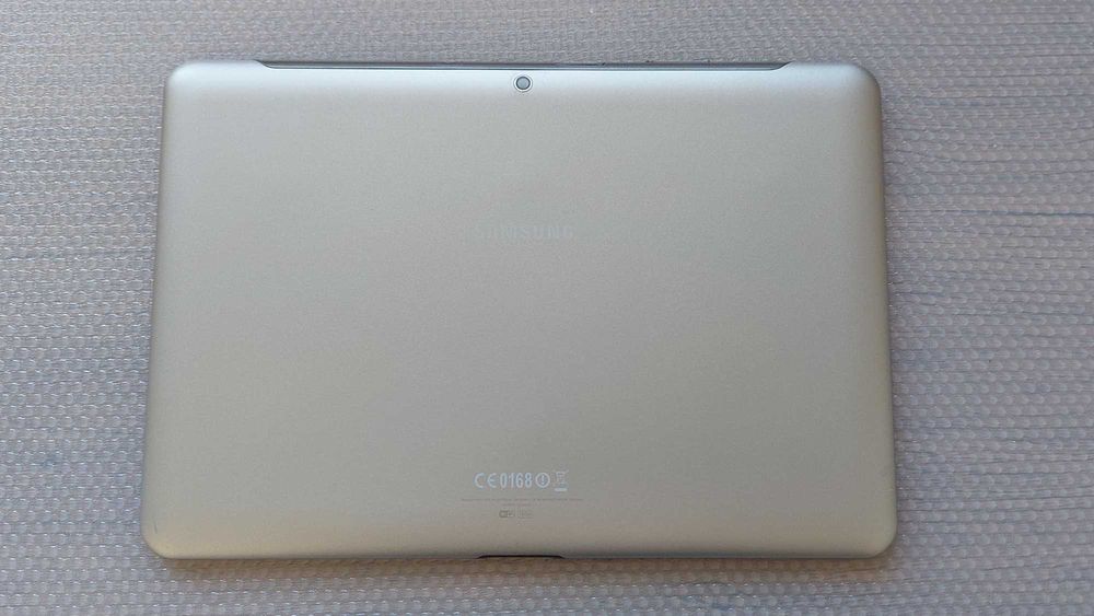 Tabletă Samsung Galaxy Tab 2, de 10.1 inch, 16 GB, pentru piese