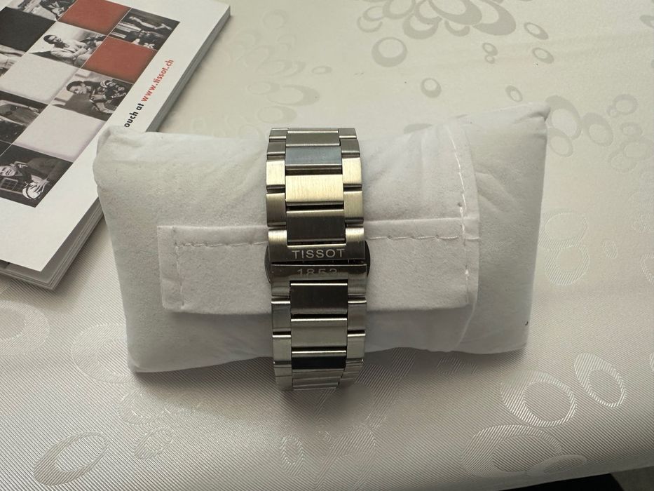 Продам часы TISSOT ориг