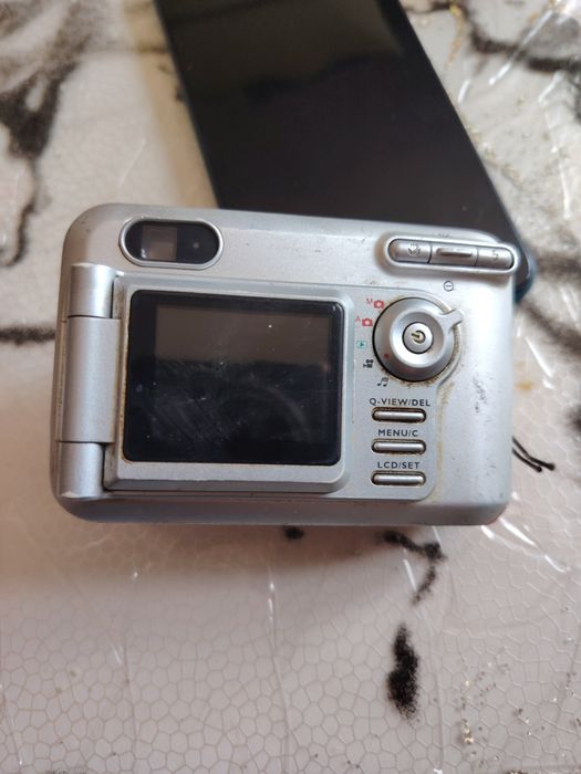 Фотоаппарат цифровой