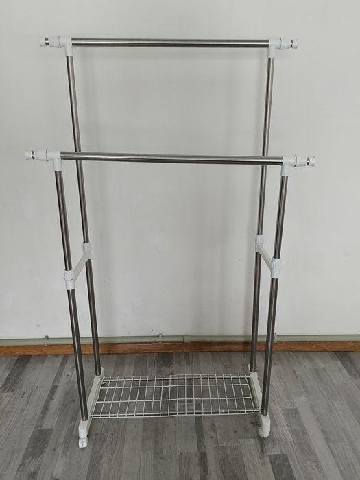 Вешалька напольная