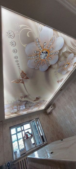 Натяжные потолки однотоновые и с фото печатью и 3Д обои качественно