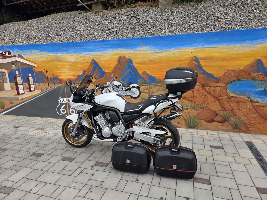 Vând Yamaha FZS 1000 (Fazer)