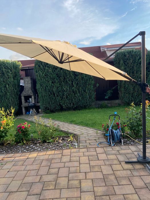 Umbrelă suspendată TRONDHEIM Ø300 albă Jysk