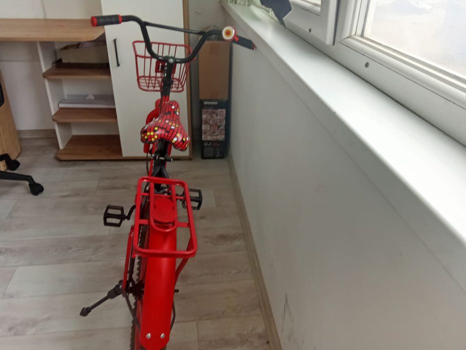 Продается детскии велосипед.