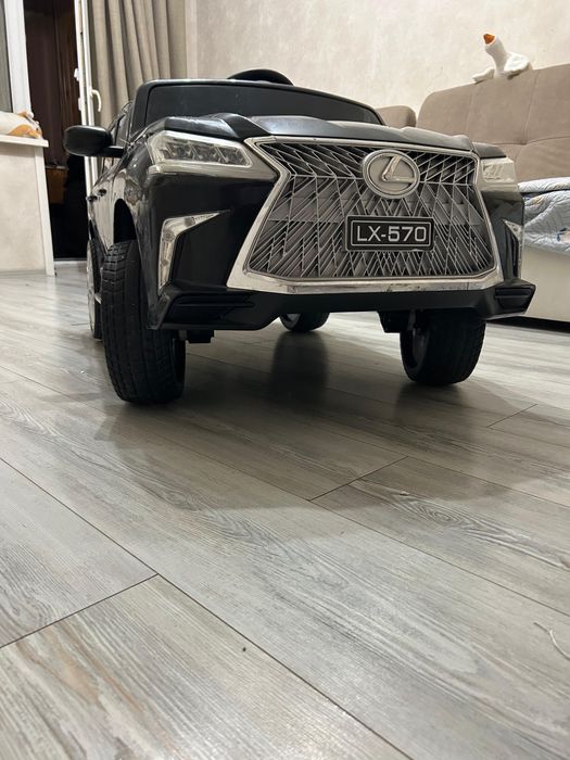 Продам дестктй автомобиль