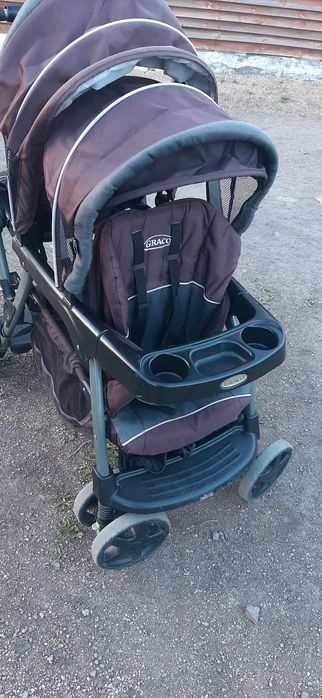 Продам коляску для погодок