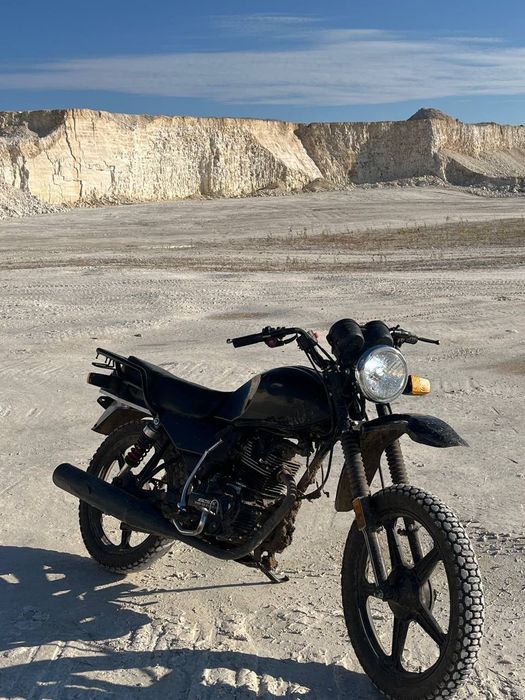 Мотоцикл Suzuki gsx 200