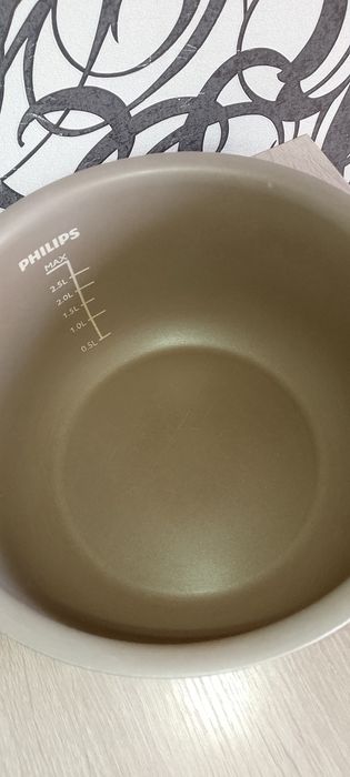 Чаша для мультиварки Philips.