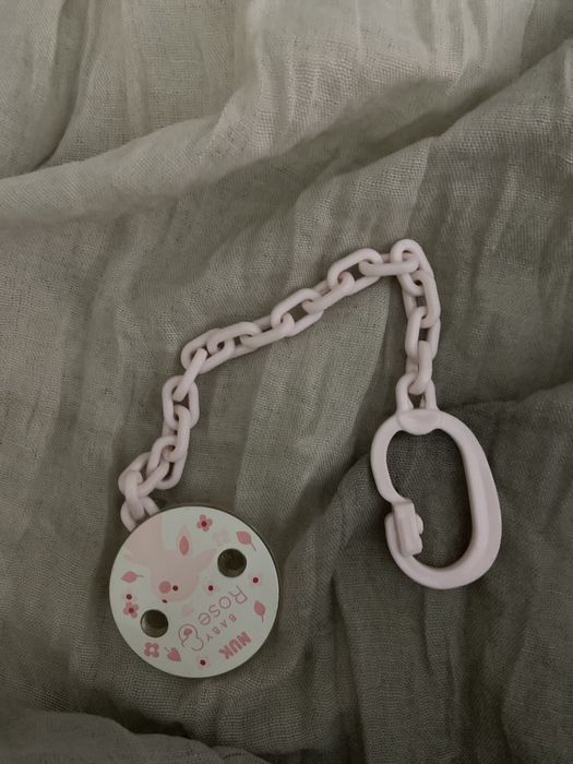 Держатель для пустышки