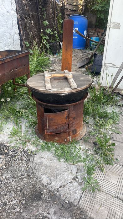 Продам казан с очагом