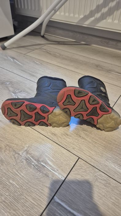 Детски гумени ботуши, светещи