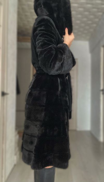 Шуба норковая с капюшоном